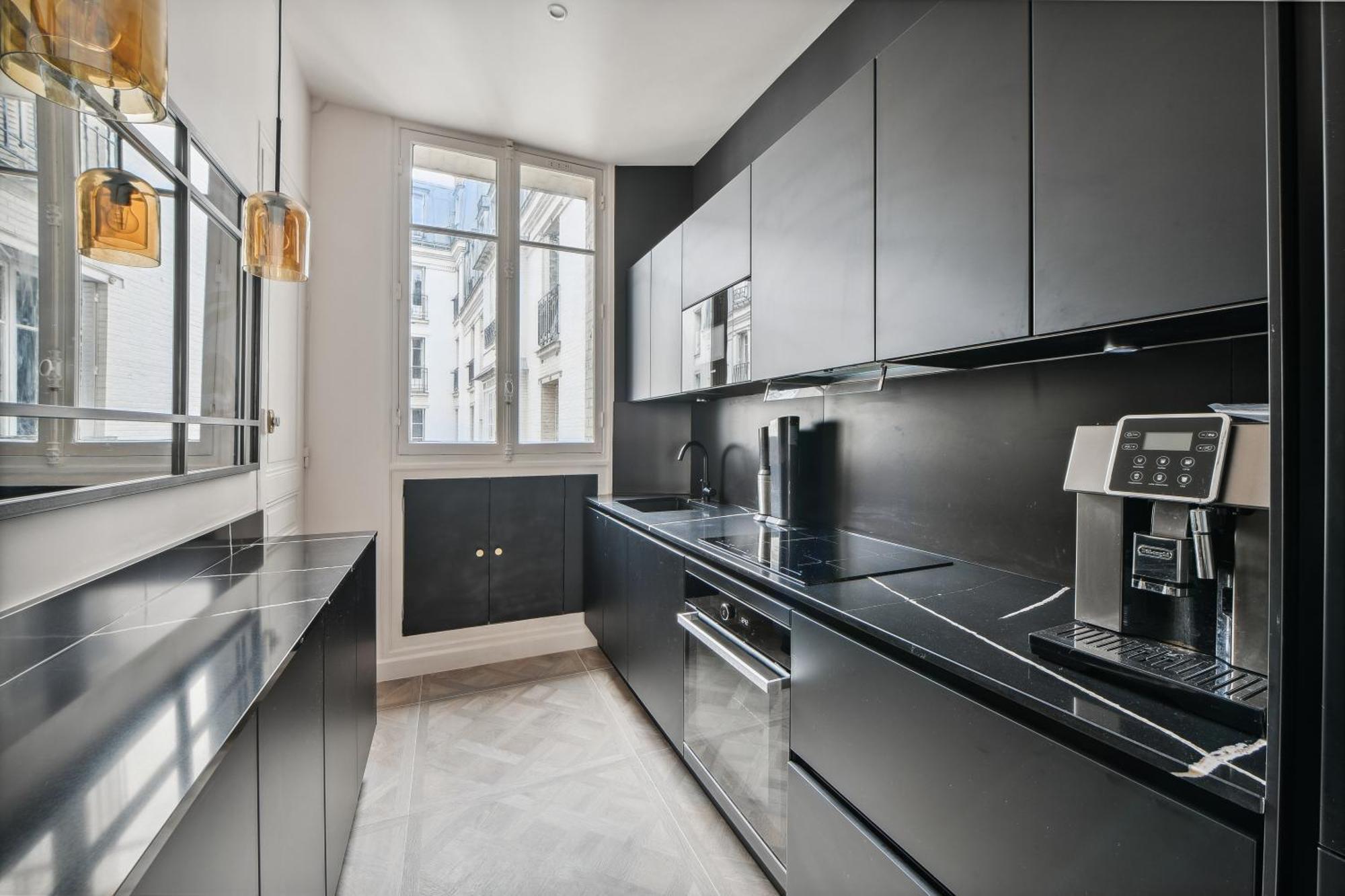 Apartment Charming And Cosy In Center Paris